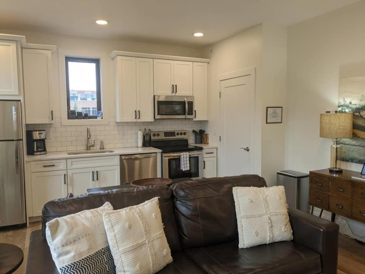 Downtown Traverse City Capri Condo 316 ภายนอก รูปภาพ