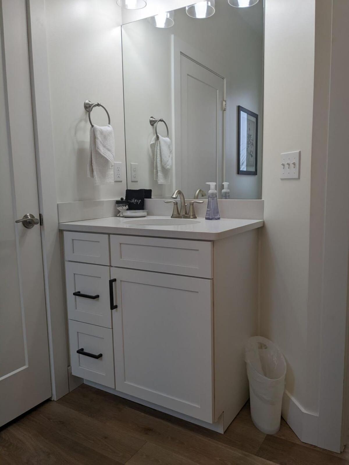 Downtown Traverse City Capri Condo 316 ภายนอก รูปภาพ